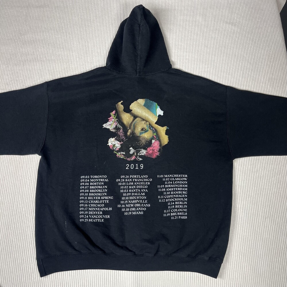 Banks Hoodie Mens M Black Pullover Fleece III 2019 Tour Dates Graphic Sweatshirt